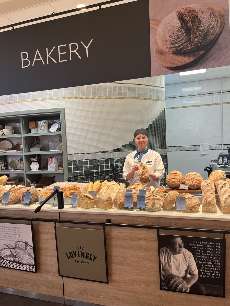 Diana at your Kendal store has Booths Isle of Mull cheddar for £2/100g (£20/kg), saving you £5/kg! Pair it perfectly with Sallie's fresh Lovingly Artisan bread from our bakery 🧀🥖