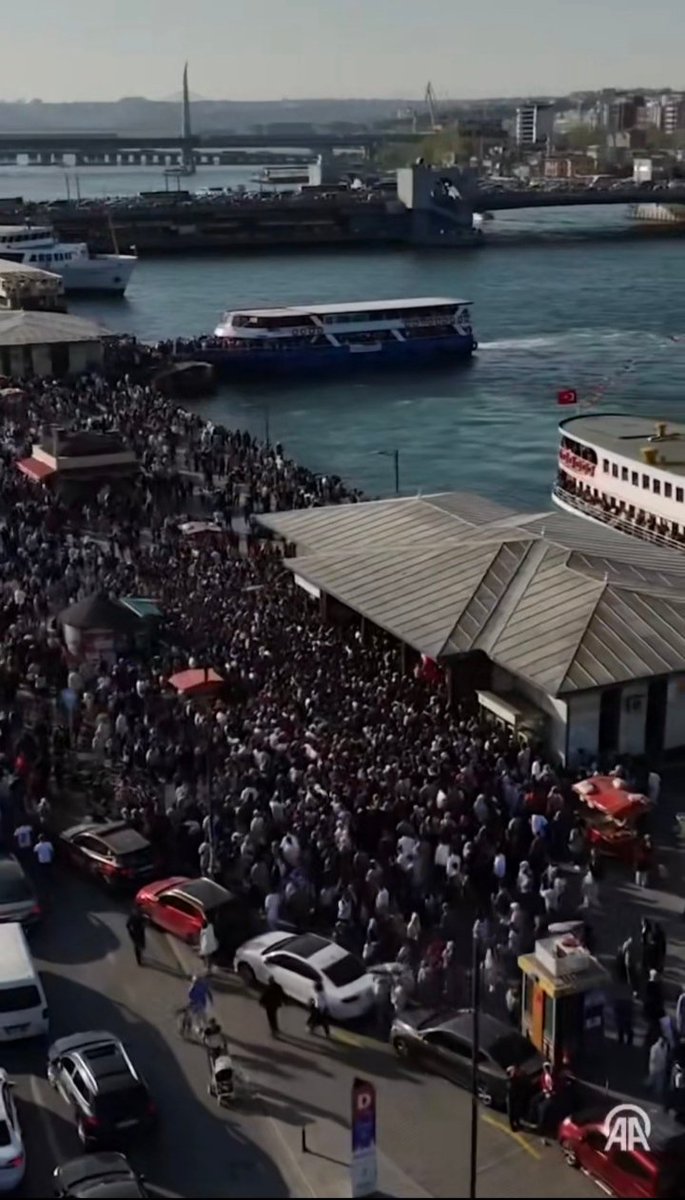 HindİSTANBUL..! Ver yetkiyi gör etkiyi. Elleme iyi oldu.. 😂😂😂