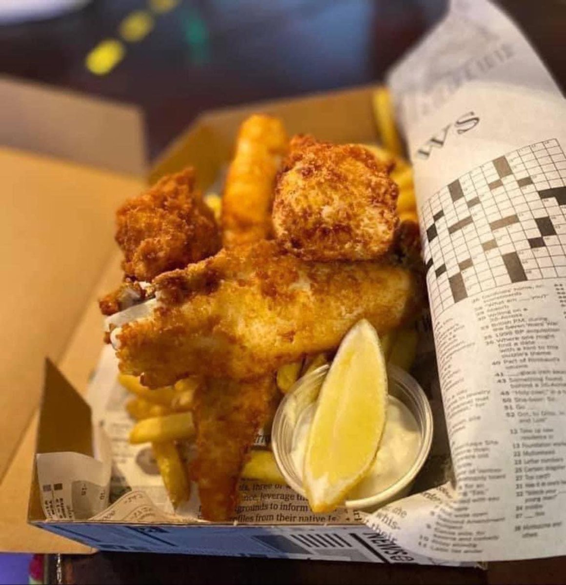 longboatsbar's tweet photo. TGIF..

Dive into a culinary adventure this weekend with our exquisite Seafood Special: Breaded Trio of fried fish including Hake, Haddock, and Fresh Salmon, served with crispy Chunky Chips and Mushy Peas. 
#skysportspub #skysportsgolf #themasters2024 #tntsports #PremierLeague https://t.co/qMCxbgYlEg