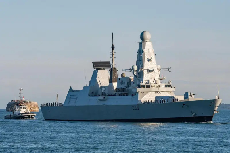 Britanska kraljevska mornarica najavila novo snažno oružje: ‘Može pogoditi bilo koju metu na nebu, a hitac košta 10 funti!‘Laseri

ogportal.com/2024/04/12/bri…