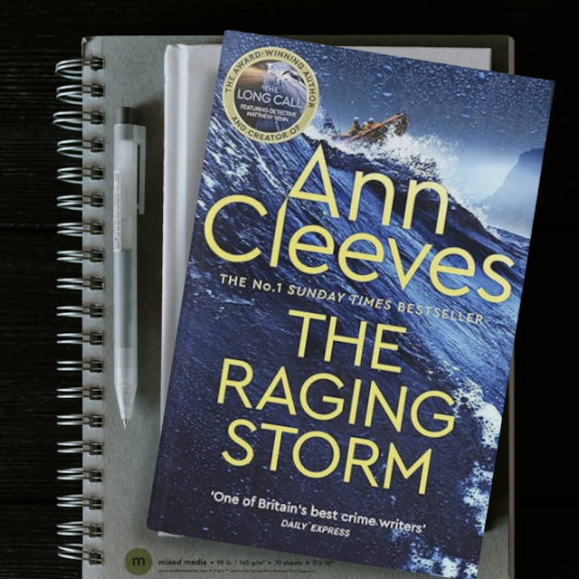 ❀༻ Book Of The Day! ༺❀ •´¸.•*´¨)✯ ¸.•*¨) ✮ ( ¸.•´✶ The Raging Storm By Ann Cleeves *´¨✫) maryanneyarde.blogspot.com/2024/04/a-thri… #mustread #thrillers #thrillerbooks @AnnCleeves
