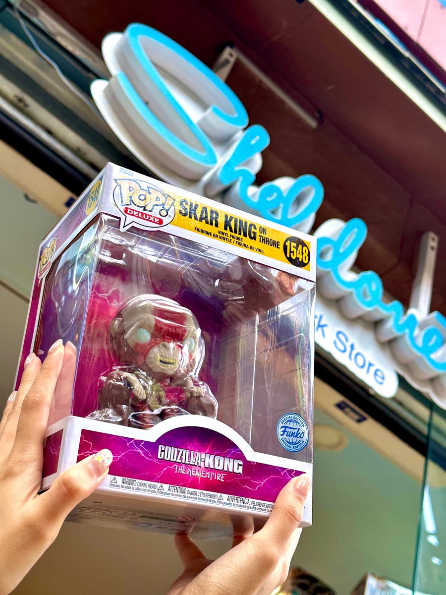 Godzilla x Kong is now in theaters and you can get their Funko Pop figurine at the Sheldonet (Theme Park Store) in Sunway Lagoon!!! 🔥🔥🔥 Which team are you?🦖🦍 #SunwayLagoonMY #BestDayEver #Sheldonet