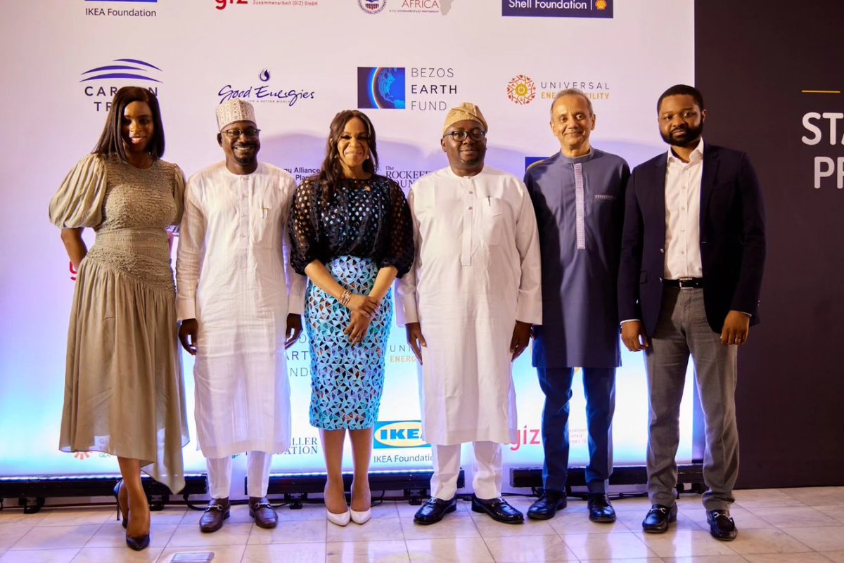 L - R: Anita Otubu, Senior Director, Universal Energy Facility (UEF); Ag. MD/CEO of REA, @abbaaliyu_; @DamilolaSDG7, the CEO of @SEforALLorg; the Honourable Minister of Power, Chief @BayoAdelabu; the @WorldBank Country Director, Shubham Chaudhuri; Femi Akinyelure, the Head,