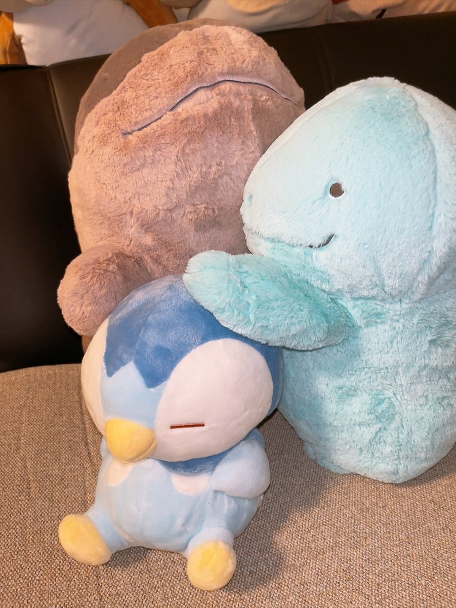 nuooo_channel's tweet photo. ドオーと子守り
 #ポケモン  #ヌオー https://t.co/6VM7ig1FwD