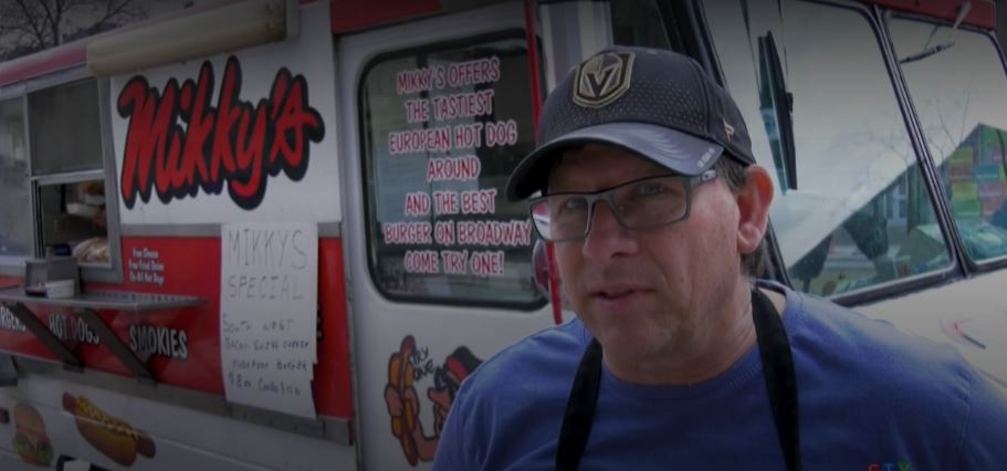 Food trucks return to Winnipeg streets, but fewer than previous years winnipeg.ctvnews.ca/food-trucks-re…