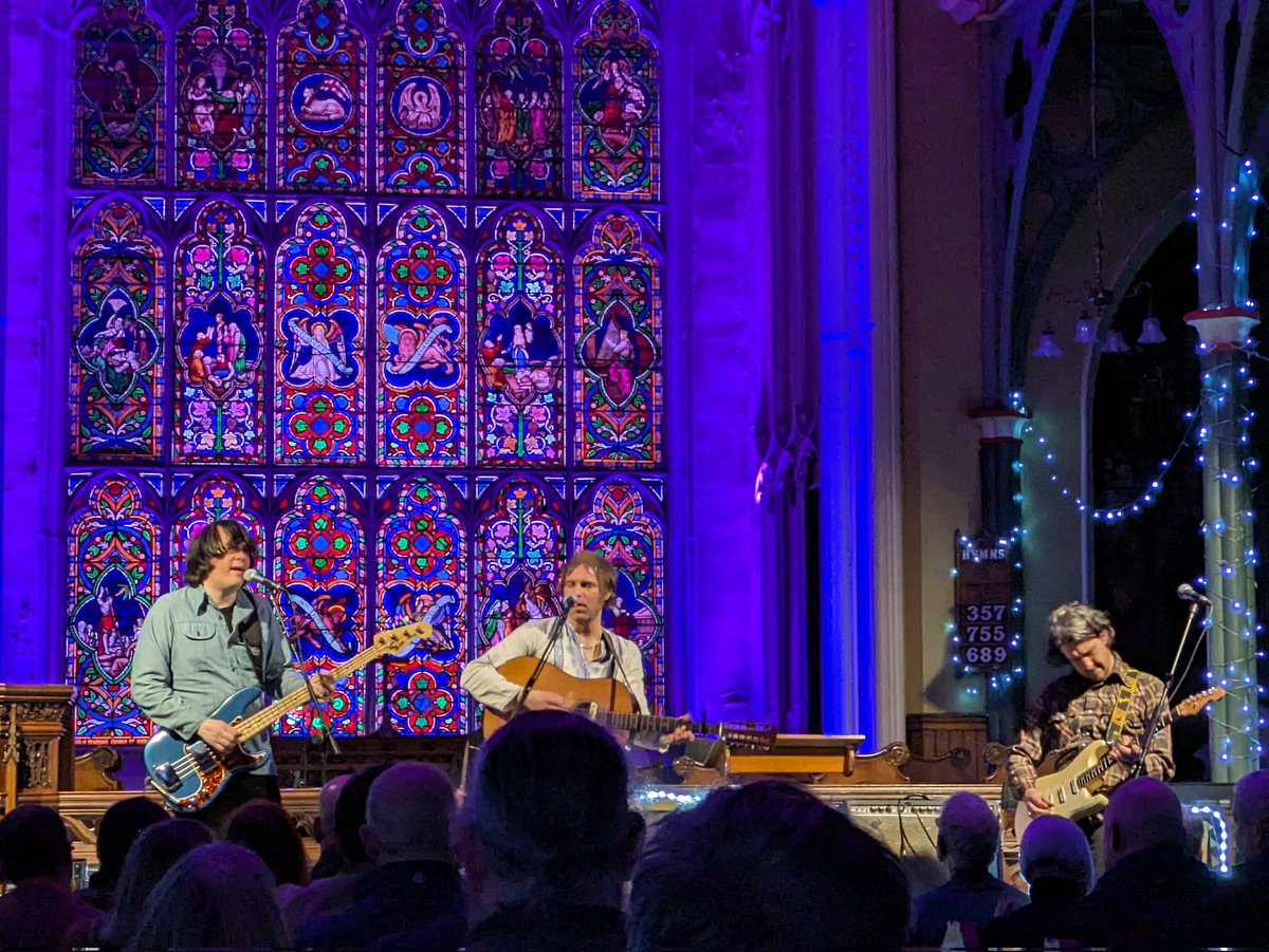 The Hanging Stars at St Michael's, Liverpool.....just wonderful. X @TheHangingStars
