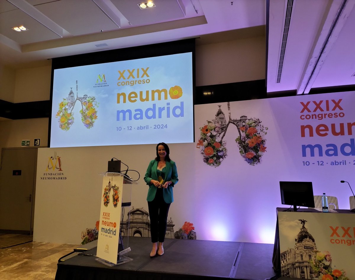 Exploramos conocimiento de una manera diferente 🔬

🔛 Comienza la conferencia magistral de <a href="/EvaGarciaRuiz/">Eva García Ruiz</a> del <a href="/ISinergologia/">Instituto Español de Sinergología</a> en la que abordaremos la comunicación no verbal

¿Qué logramos decir sin palabras? 🤫 #CongresoNeumomadrid

Patrocina: <a href="/Chiesi_es/">Chiesi España & Portugal</a>