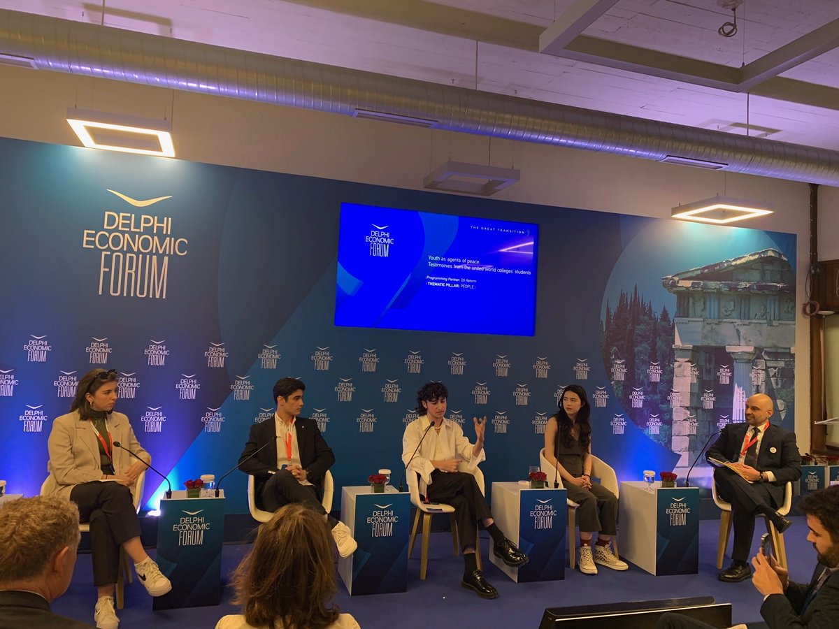 👥At #delphiforum @IonnnisHadjis4 chaired a captivating panel with students and alumni of the United World Colleges from different communities in Bosnia & Herzegovina and Cyprus, including from the 🇪🇺funded scholarships, on how the #UWC shapes agents of peace.