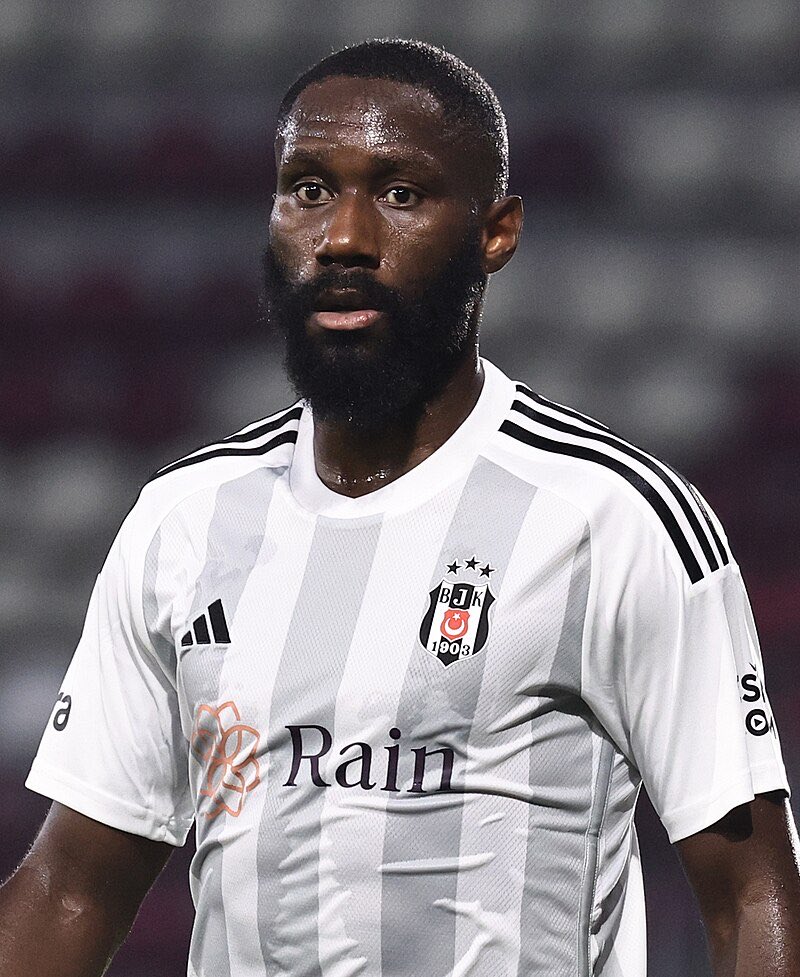 Beşiktaş'ta Samsunspor maçında sakatlıklardan dolayı forma giyemeyecek isimler; (TRT Spor) Onur Bulut Arthur Masuaku Tayfur Bingöl Salih Uçan Ante Rebic