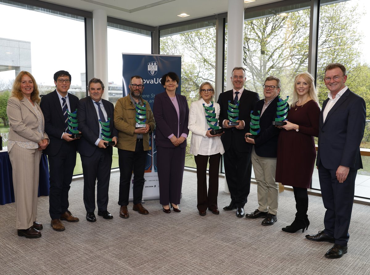 UCD President Prof. @OrlaFeely has presented the recipients of @NovaUCD's 2024 Innovation Awards with their Awards during an event held in the UCD University Club. ucd.ie/innovation/new… @ucddublin