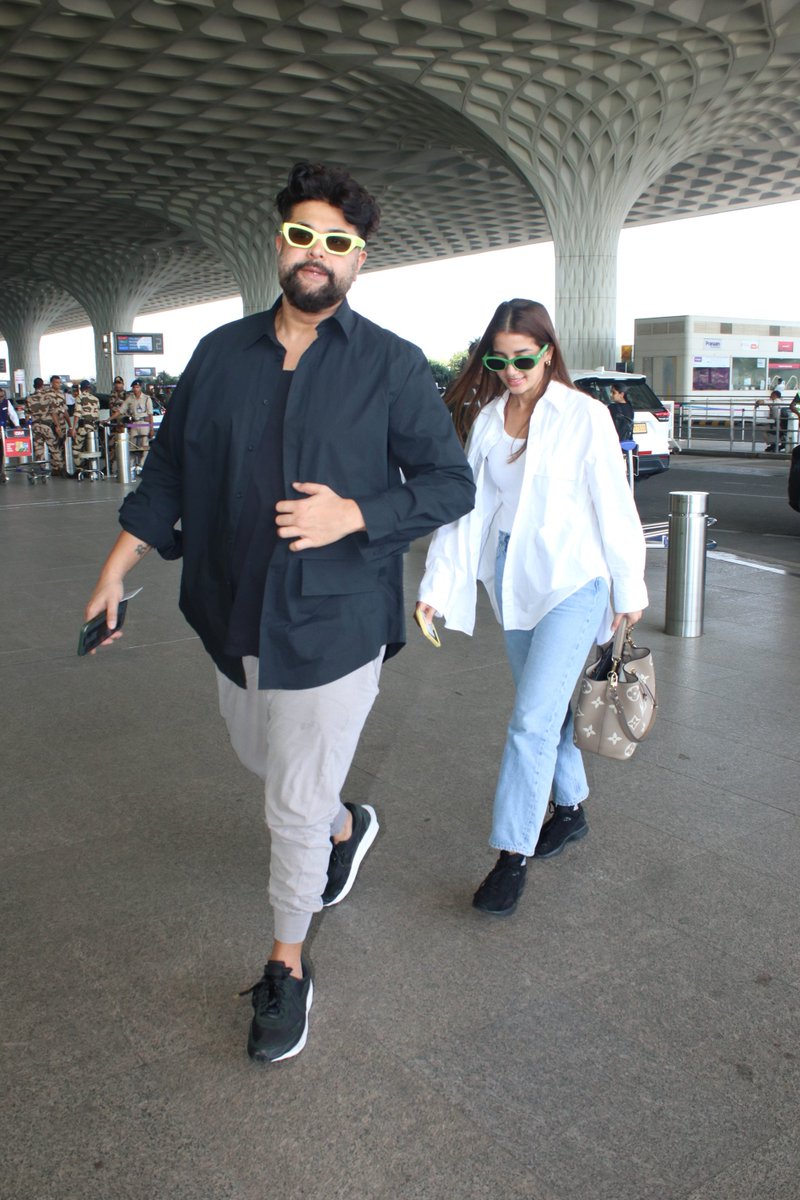 #KunalRawal And #ArpitaMehta Snapped At #MumbaiAirport