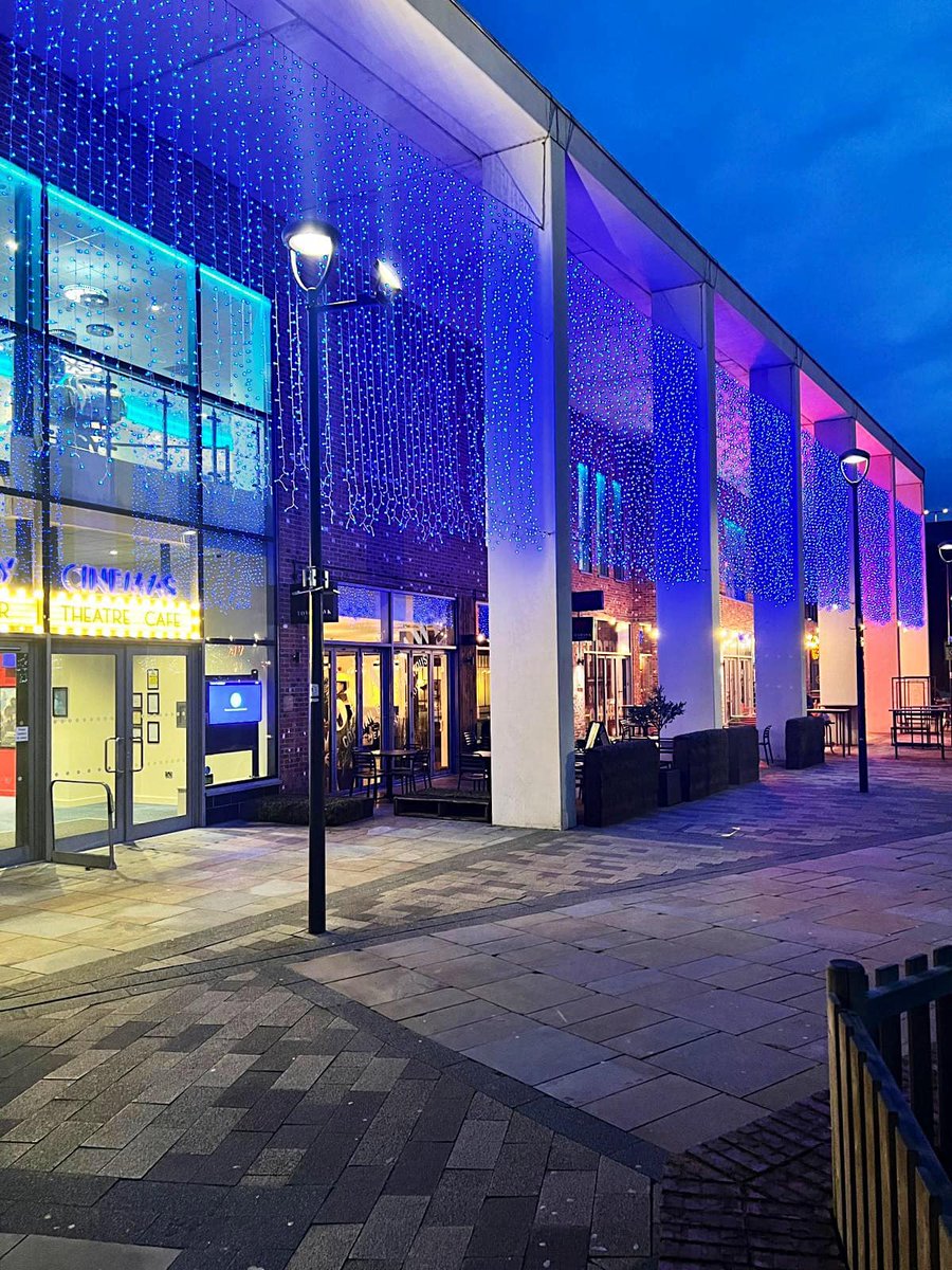 Last night our C4DI, @TheDock and Flemingate centre were all lit up blue for #WorldParkinsonsDay to help raise awareness and spread the important message that while living with Parkinson’s is challenging, one thing stands out: you’re not alone 💙