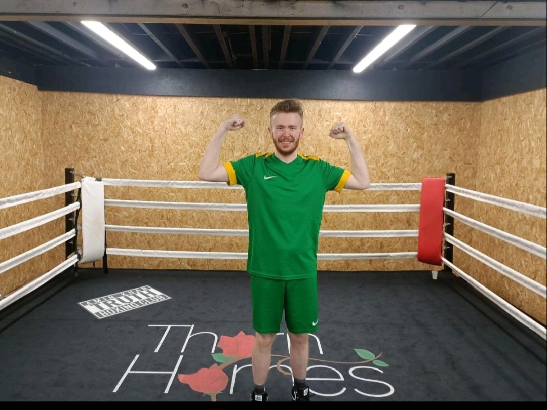 The best of luck to Bradley Warren from University of Oxford who will be raising funds for Be Free Young Carers on Sunday as part of the Ultra White Collar Boxing initiative. There is still time donate to Bradley's fundraiser; justgiving.com/fundraising/be…