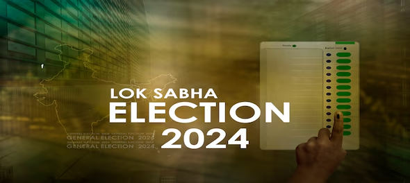 CNBCTV18News's tweet photo. #LokSabhaElections2024 | 102 seats head to polls  in #Phase1 — with 48 seats having both #BJP & #Congress candidates

🚨 In 2019, @BJP4India contested 56 seats with a 70% success rate
 
🚨 @INCIndia won only 3 of every 10 seats it fought

🚨 BJP won over 80% of match-ups with Congress

@ADRTHEBARD analyses ⬇️
https://t.co/Nu6GUQwODp