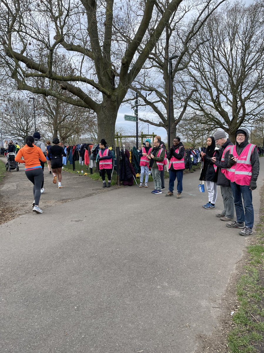 Hilly Fields parkrun tweet media