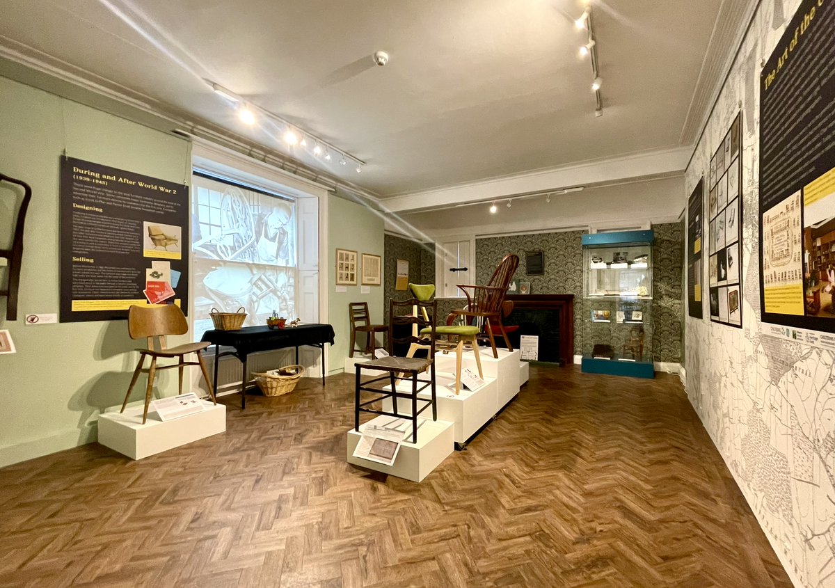 Have you visited The Art of the Chair, our new exhibition, yet? From Victorian traveling salesmen’s artwork, to slick 1970s adverts. Discover designs that made Wycombe chairs known around the world. Funded by @ChilternsCCC @ChilternsNL @HeritageFundUK ➡️ bit.ly/3VPmIyu