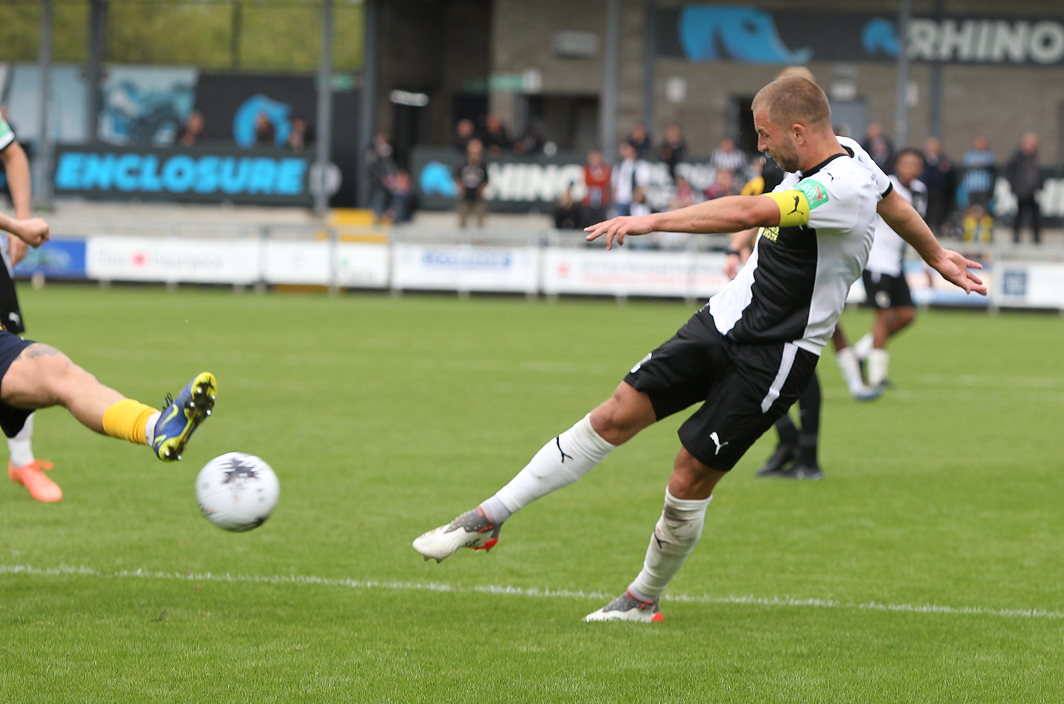 GAME DAY ⚽️ It's a big game for @dartfordfc as they travel to @YTFC this afternoon 🚌 Come on The Darts! 🎯 (18+ begambleaware.org)