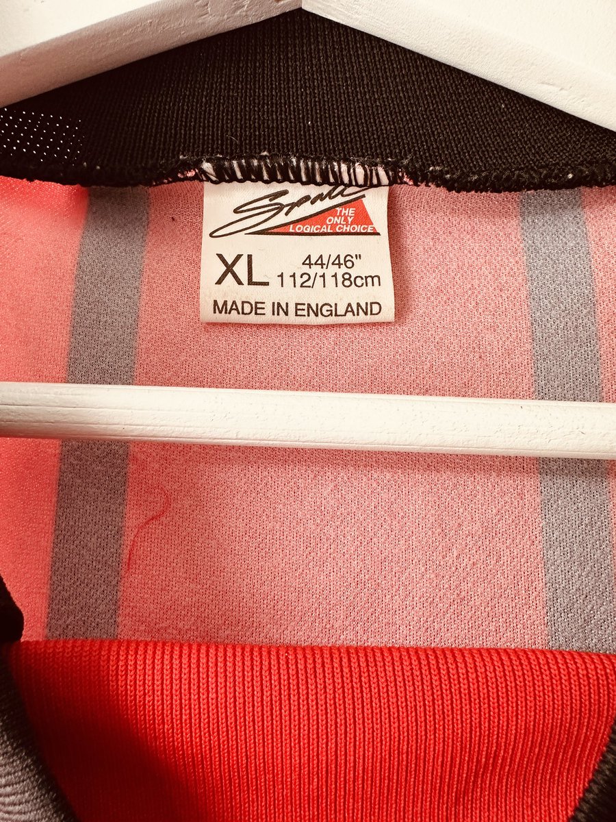 🚨 For Sale 🚨 Colchester 94/95 away shirt, XL, condition is very good, some missing stitching on the back of the shirt along the hem £90 plus p&p @ColchesterFan @FS101_ @FootShirtAndy @ForbiddenShirts @shirt_x @FinderShirt