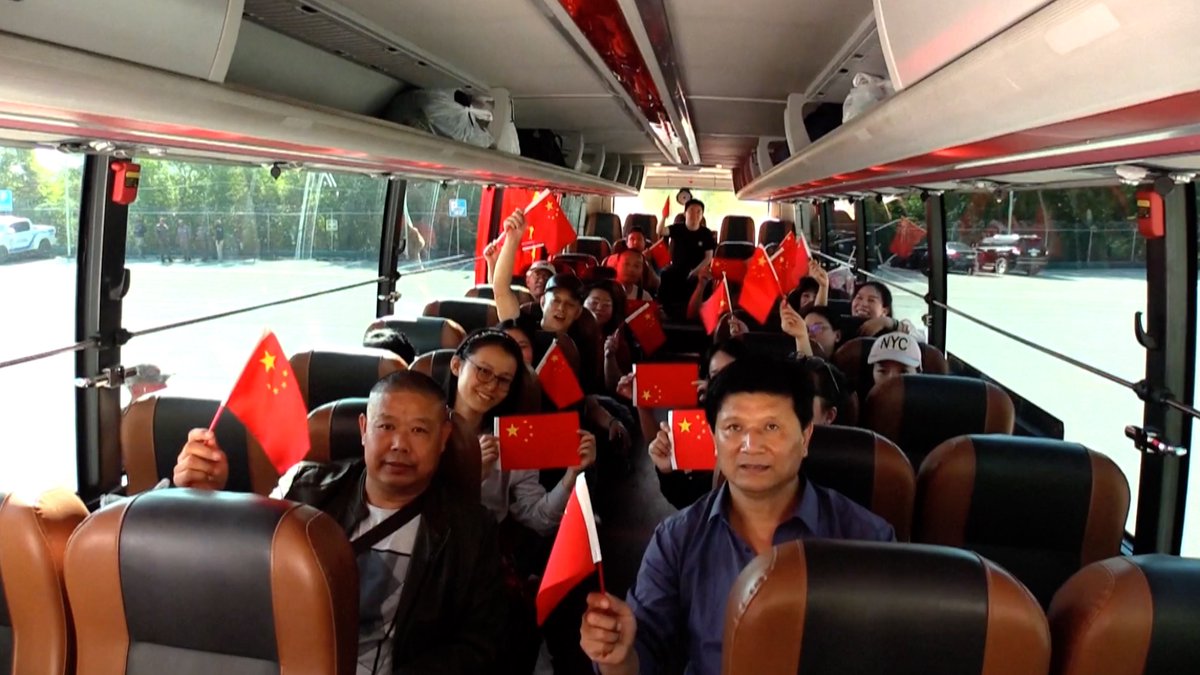 27 Chinese nationals were safely evacuated from Haiti to neighboring Dominican Republic on Apr 11 as gang violence escalated in the Caribbean island country. This is the 2nd batch of Chinese evacuated from Haiti. The 1st batch of 24 left on Mar 22. 🇨🇳 🎥news.cgtn.com/news/2024-04-1…