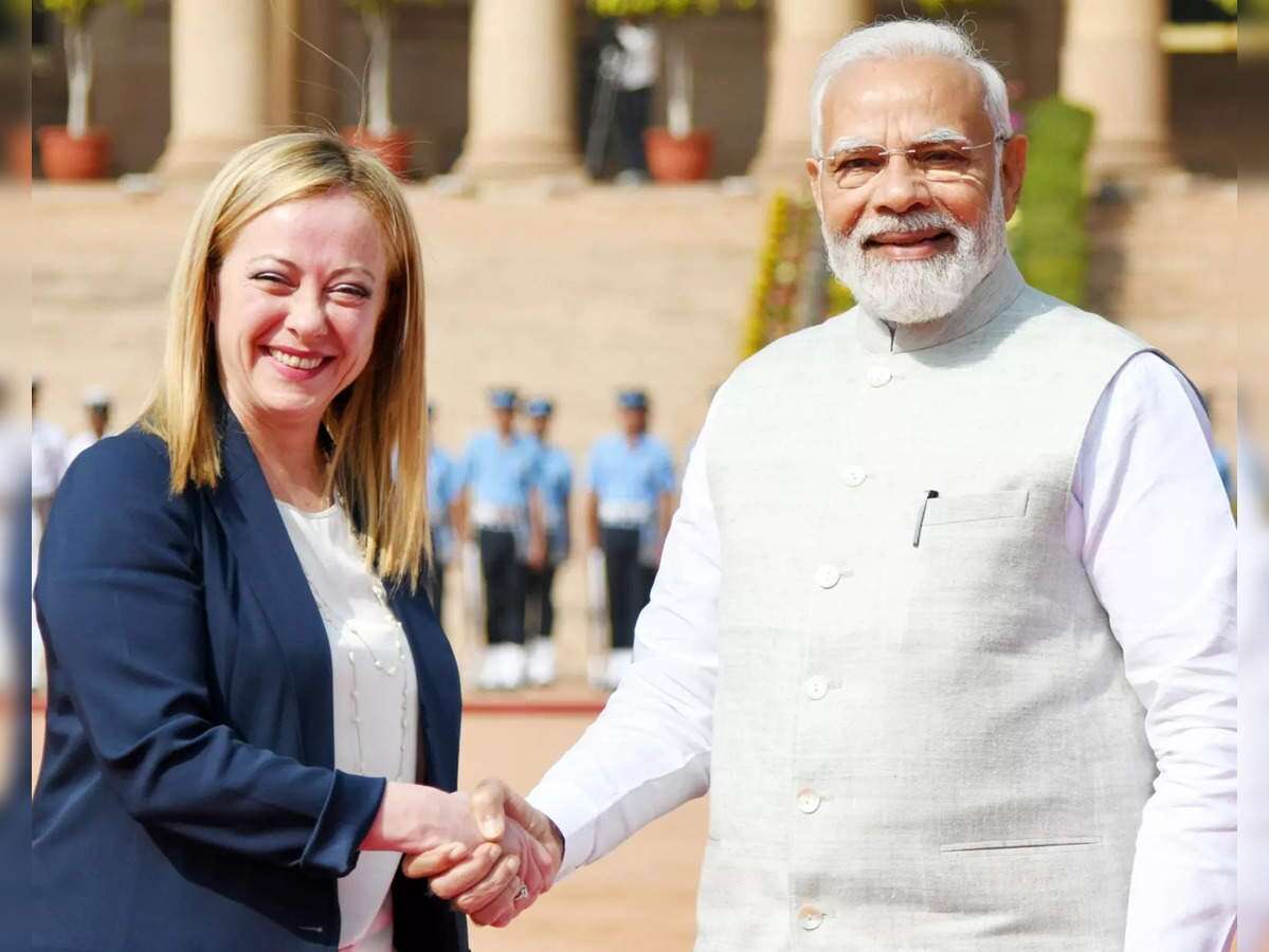NewsAlgebraIND's tweet photo. BIG BREAKING 🚨 Italian Prime Minister Giorgia Meloni plans to invite India to the G7 summit in Italy scheduled for June.

India is not a member of G7 ⚡

G7 comprises the US, Britain, Canada, France, Germany, Italy, Japan & the European Union.

Strong strategic alliance is likely to be formed. They are hoping to bolster consensus on critical issues, such as relations with China 🔥