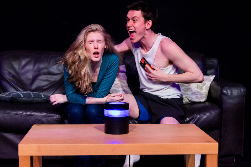#THEATRE #REVIEW Artificially Yours @RiversideLondon ' froth, this classy, this funny, from a 21-one-year-old debut writer, is impressive indeed. One suspects there is an awful lot more to come from this source' ⭐️⭐️⭐️⭐️ thereviewshub.com/artificially-y… #London
