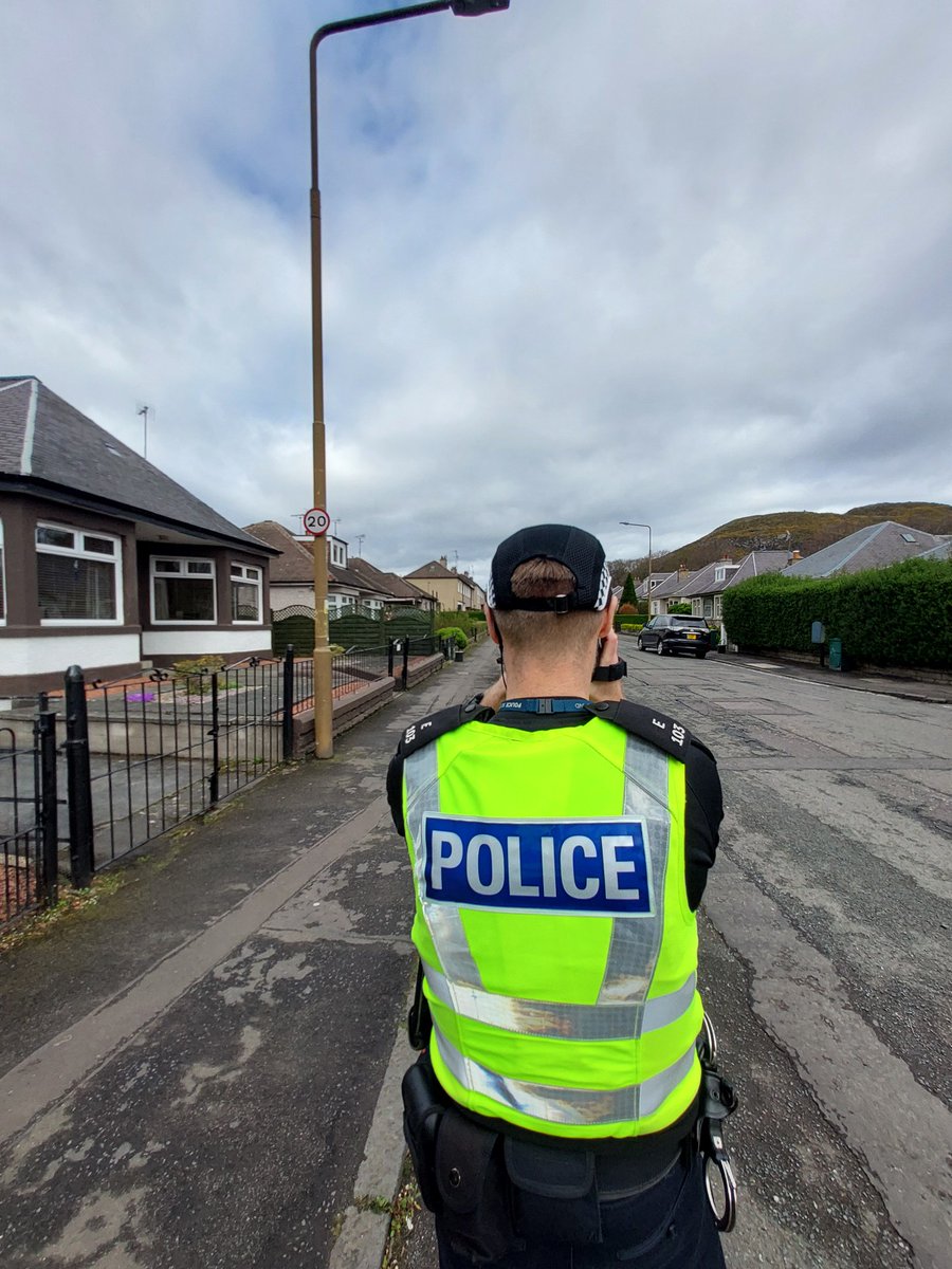 Following complaints of excessive speeding on Priestfield Road, Edinburgh, out south-east community officers #SECPT have been out taking action.  Drivers are reminded to adhere to the speed limits #RoadSafety