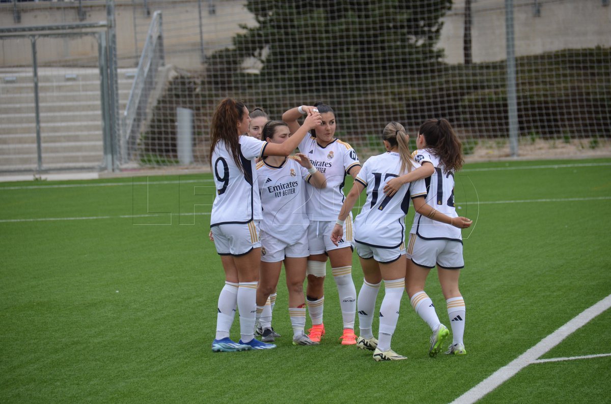 Misa_CF's tweet photo. Qué partidazos tenemos este fin de semana nos espera en #LaFabricaFemenina

Madrid CFF 🆚 Juvenil
📅 13/04
⌚ 16:00
🏟 Antiguo Canódromo

Athletic Club "C" 🆚 Real Madrid "B"
📅 14/04
⌚ 15:30
🏟 Lezama

C.D. Masriver 🆚 Cadete
📅 14/04
⌚ 15:35
🏟 Ramón Gómez de la Serna

#HalaMadrid | #RMCity