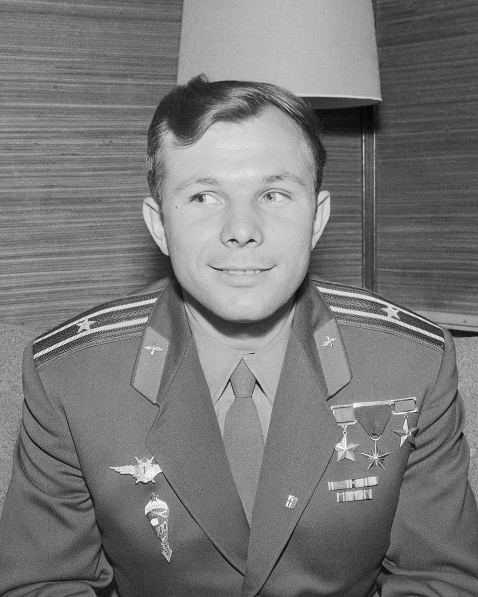 Today is a good day to remember Yuri Gagarin, a humble young man who quit drinking, quit smoking and trained every day for 11 years, all in order to spend 108 minutes outside the Soviet Union #InternationalDayofHumanSpaceFlight