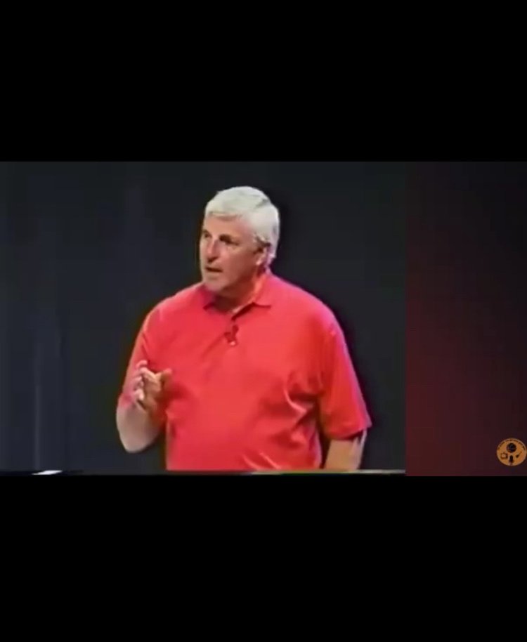 laffoon_jon's tweet photo. DISCIPLINE—

Do what has to be done.

When it has to be done.

As well as it can be done.

Do it that way all the time. — Bobby Knight #JoyfulLeaders https://t.co/RSwpKL7WMf