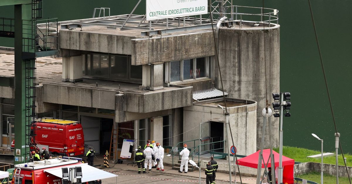 Final death toll of Italy hydroelectric plant blast rises to 7 reut.rs/43ZGzx4