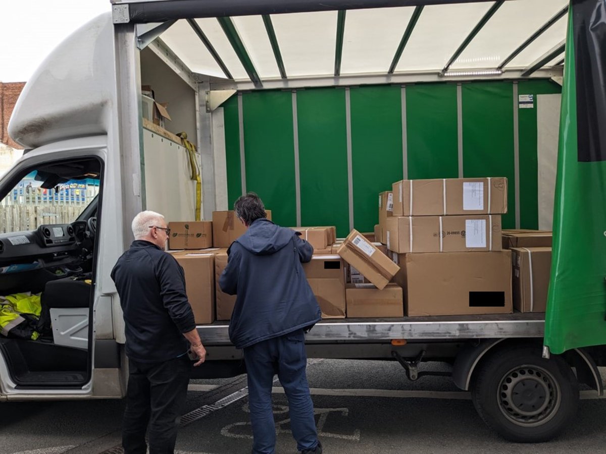 44 boxes of medical training equipment left @LSTMnews for shipment to🇳🇬. In partnerhip with @wellbeingafrica, @LSTM_MNHQoC will conduct #GHWP advanced EmONC training for resident doctors in #OBGYN at @NPMCNigeria. @acameh @DucitBlueFdn @THETlinks @DHSCgovuk @LSTMNigeria