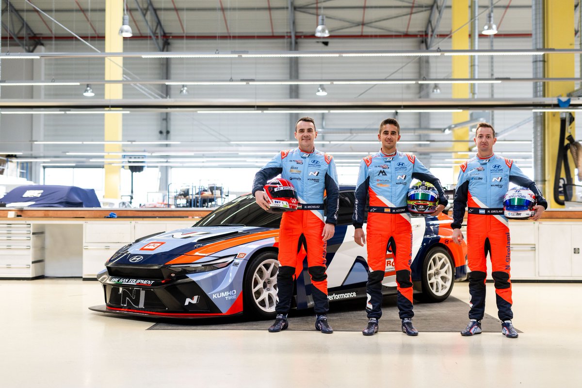 Hyundai Motorsport has revealed its livery for the 2024 KUMHO FIA TCR World Tour, also with a revised facelift for its three Elantra N TCRs #TCRSeries #TCRWorldTour