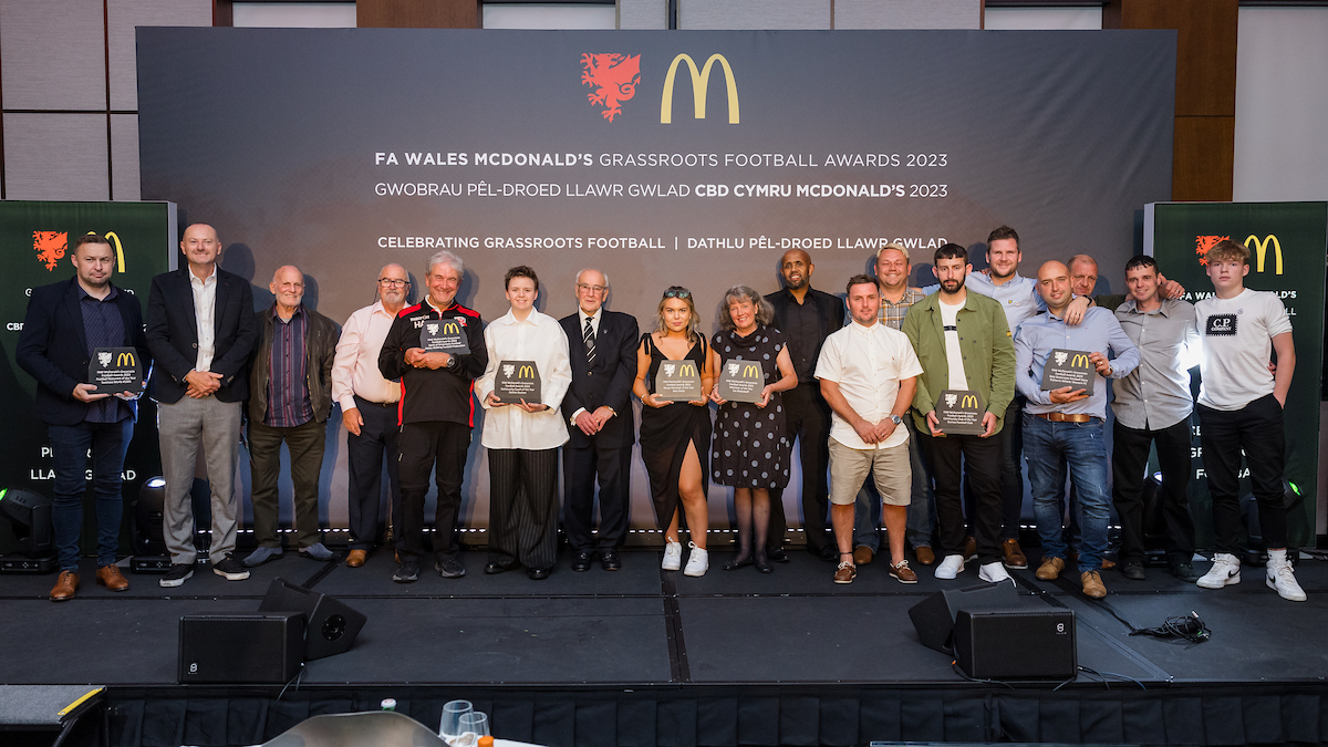 🗳️ HEDDIW! Nominations close for the 2024 FAW @McDonaldsUK Grassroots Football Awards today 🏆 ✨ Nominate your grassroots football heroes at: fawales.co/MGA24 #TogetherStronger | @FunFootballUK