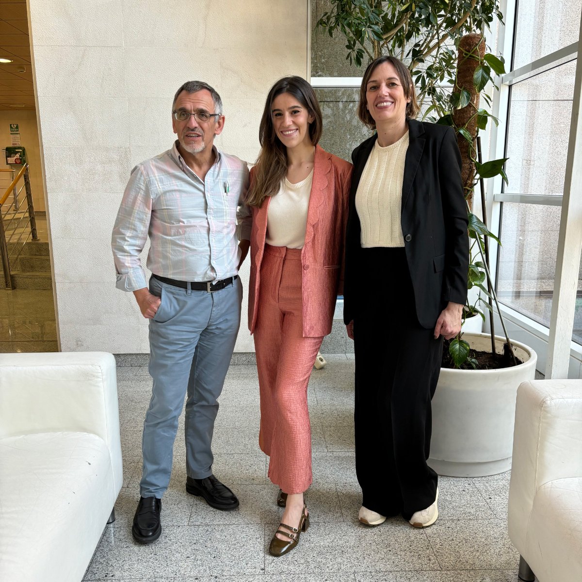 ✨Good wishes to Sonia Corral Leal from #CNIOStopCancer Epithelial Carcinog on becoming a Doctor yesterday! Congratulations on a terrific job! 👏  🎓 Doctoral thesis directed by Francisco X. Real and Miriam Marqués.