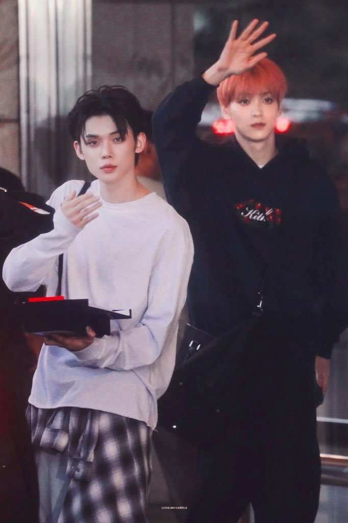 240412

🏆

#연준 #YEONJUN
#수빈 #SOOBIN