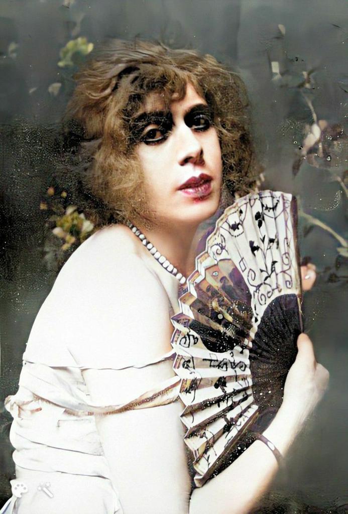 Einar Wegener, later known as Lili Elbe, was a Danish painter and would become a transgendered patient of Magnus Hirschfeld and Gynecologist Kurt Warnekros. He would die as a result of
👇