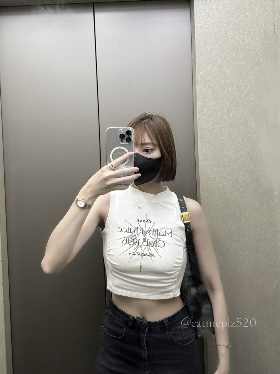 今天心情超級好🥰

遇到一些好事很開心
整理房間運氣真的會變好😚😚

-
變瘦褲頭變鬆也好爽 ꉂ(ˊᗜˋ*) https://t.co/6FGgiebE04