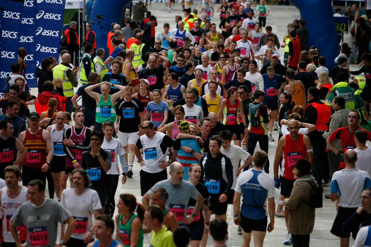 Good luck to all the runners in Sunday's #ReadingHalfMarathon and thanks in advance to the tens of thousands of Reading people who come out to support all the way round the course. That's what makes this event so special. #VisitReading #RdgUK