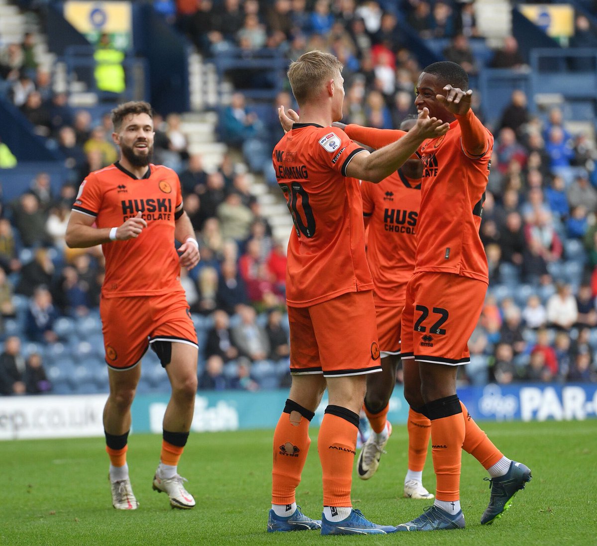 🛍️| Deal of the Day Millwall’s 3rd shirt is available at under £15 over at @KitbagUK 🛍️ £50 ➡️ £14.25 🏷️ WINNER 👕 S-XL 🛒 kitbag.evyy.net/75NjvQ