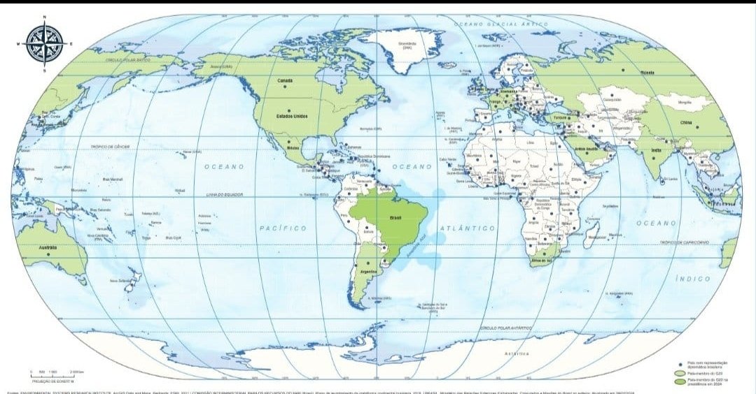 The Brazilian Institute of Geography and Statistics (IBGE) creates a World Map with Brazil in its center.