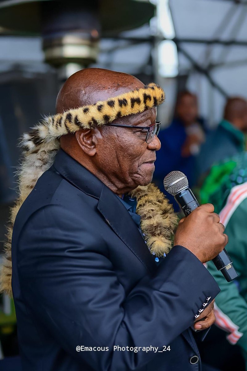 Happy birthday 🎈 🥳🥳day @PresJGZuma unwele olunde baba wethu !!! Zonke izitha zakho uThixo namaThonga akunqobele zona ….