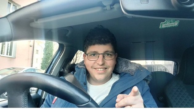 Kozicek's tweet photo. @m_uciechowska Miałem przyjemność kilka razy spotkać się  z #Marcinem  Proszę mi wierzyć... Zarąbisty młody człowiek 👍W nim jest tak wielki potencjał służenia na rzecz mieszkańców Kielc...Po prostu żyje tym miastem #CK
Zresztą... Każdy kto poznał  @M_Stepniewski jako #radnego potwierdzi słowa https://t.co/LBESsvY5FD