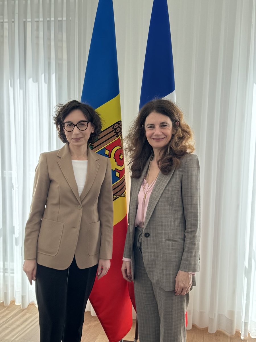 Entretien avec l’ambassadrice de Moldavie @Corina_Calugaru @Moldavie_France pour préparer la réunion de réseau organisée par @ofaj_dfjw + Peuple et Culture + Guta Club + interkulturelles netzwerk des partenaires 🇫🇷🇩🇪🇲🇩🇷🇴🇦🇿🇦🇲🇭🇺🇧🇬 début juillet à Chisinau . Hâte d’y être !