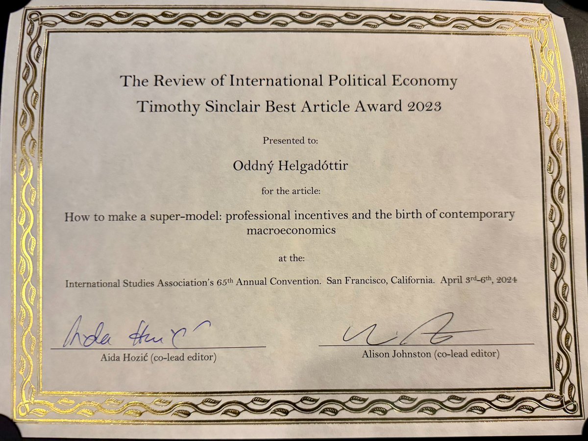 The @RIPEJournal Best Article Award, named after late Timothy J. Sinclair, went to Oddný Helgadóttir (@Oddny_Helga) for her article “How to make a super-model: professional incentives and the birth of contemporary macroeconomics,” 30:1, 2023. Congratulations, Oddny!