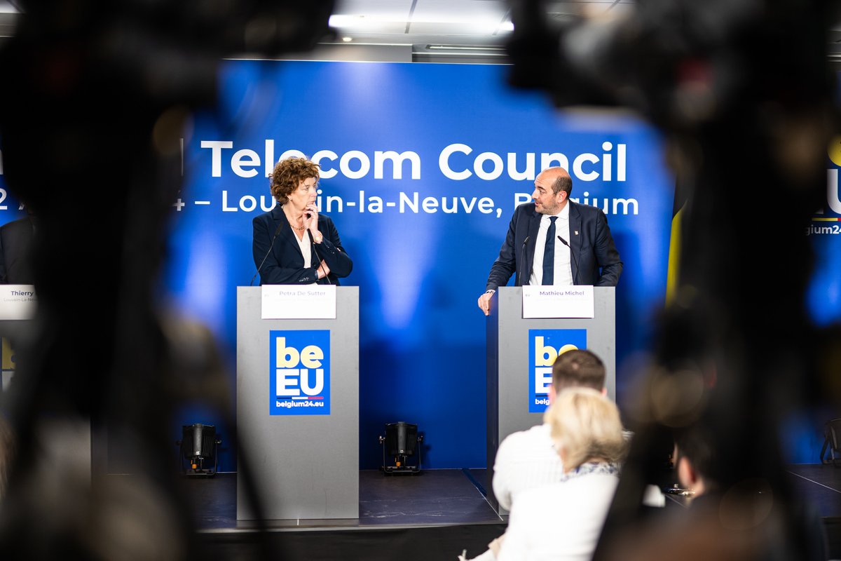 The Louvain-la-Neuve Declaration paves the way for more online democracy and greater protection for the most vulnerable, such as children. #EU2024BE 🔗 Read more about today's informal meeting of Telecommunications Ministers: belgian-presidency.consilium.europa.eu/en/news/for-a-…