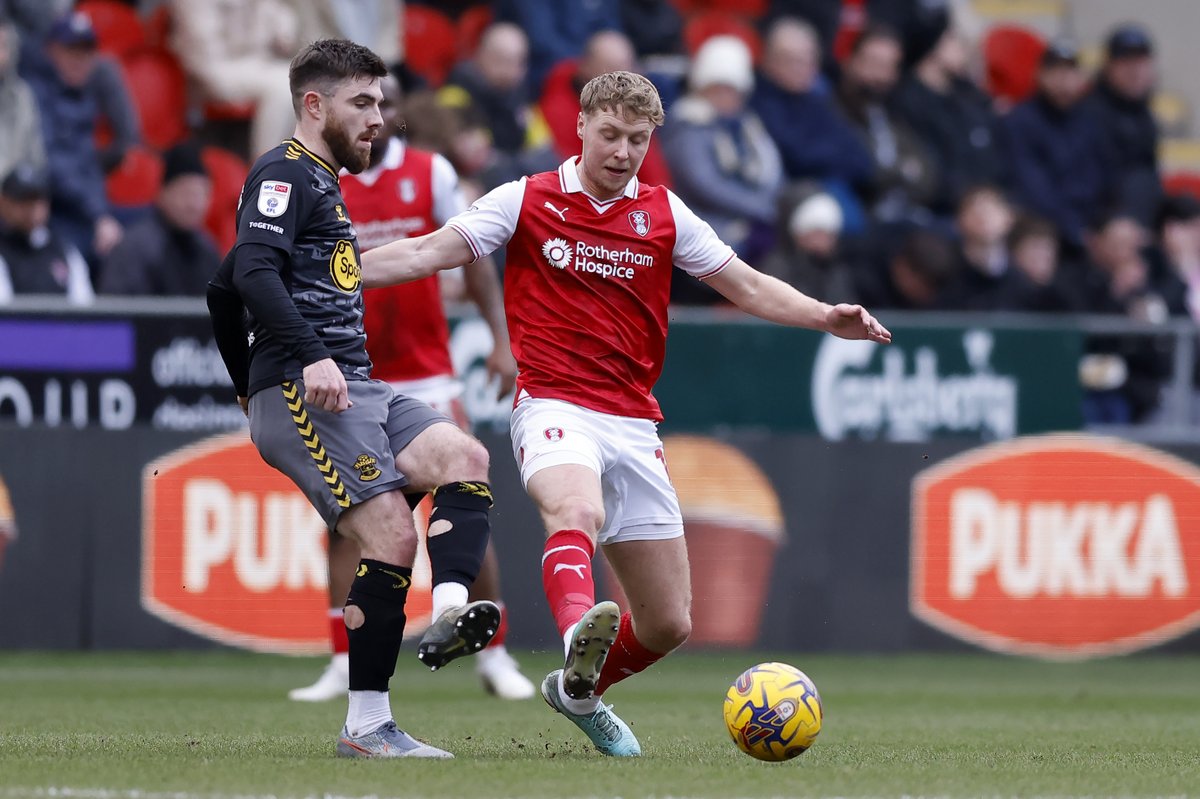 Leam Richardson's cryptic explanation for Jamie Lindsay's #rufc absence. rotherhamadvertiser.co.uk/sport/football…