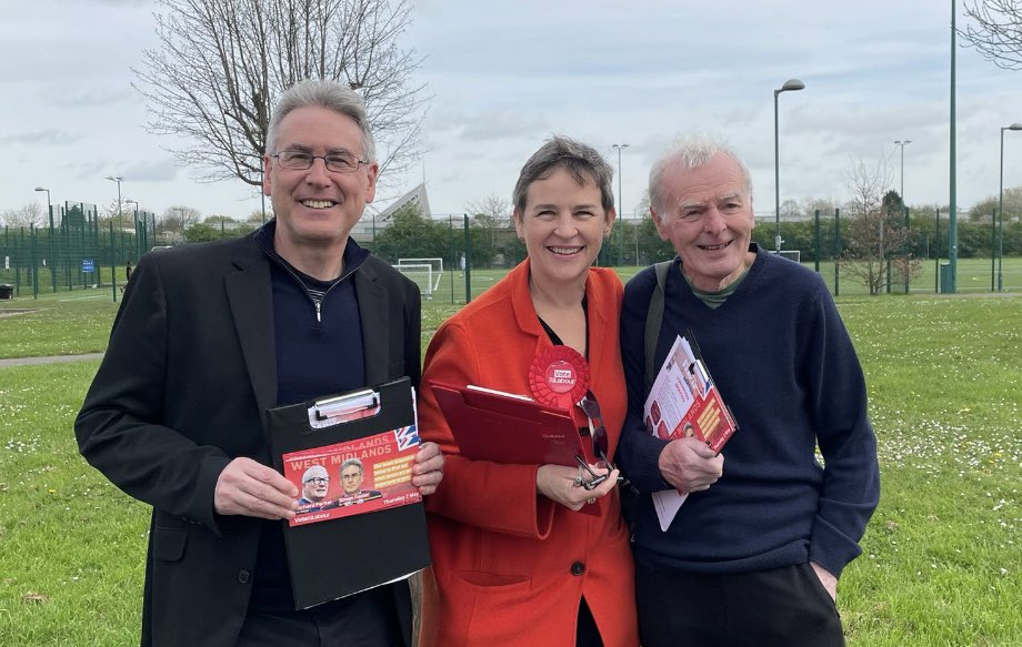 It was a pleasure to be out and about in Wood End, Coventry with Parliamentary candidate, @MaryCreagh_, @covlabourparty and the @WMLabour team. I am campaigning to be re-elected as Police and Crime Commissioner for the West Midlands and @RichParkerLab for Mayor on 2 May.