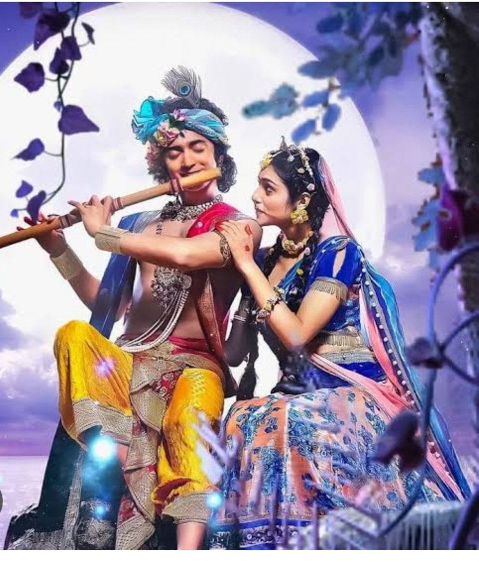 Geet32620162's tweet image. पीतांबर परिधान प्रभु, राधा नील निचोल। 
अंग रंग सँग परस्पर, यों सब हारद तोल।।
🌹जय श्री राधा कृष्ण🌹