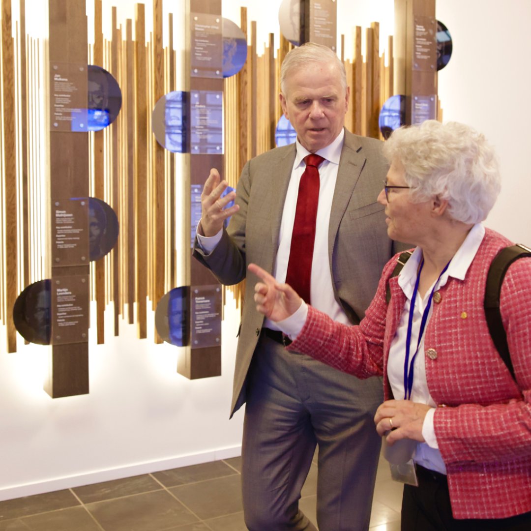 Nobel Prize laureate Anne L’Huillier just visited our Veldhoven HQ! 🤩 Anne’s research into high-harmonic generation offers a glimpse into potential advancements in metrology using soft X-rays. We're deeply honored and humbled to collaborate with great minds like her. 🤝