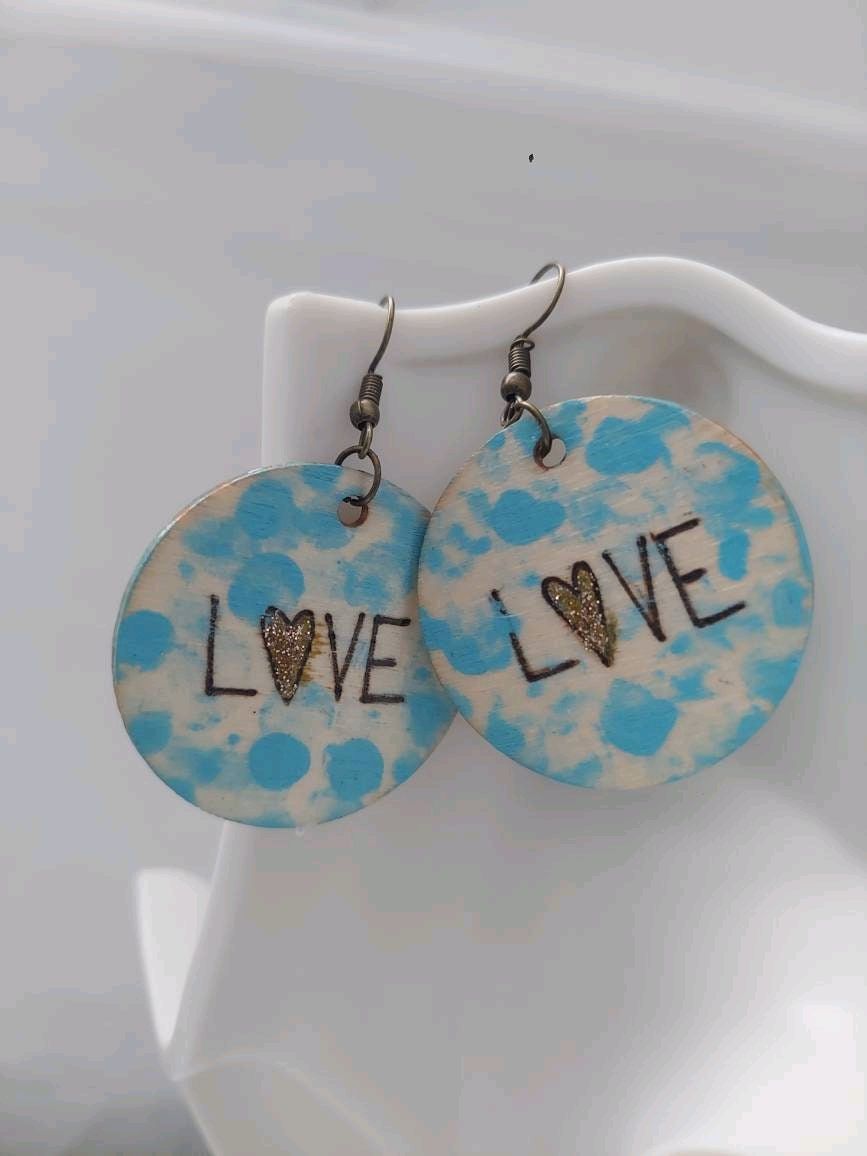 Obsessed with these? Click for more! #HOL1980 😍😉💙  etsy.com/listing/144875… #handmade #handmadejewelry #handmadeearrings #earrings #handmadeshop #etsyshop #shopsmall #giftidea #fashion  #fashionista #gift